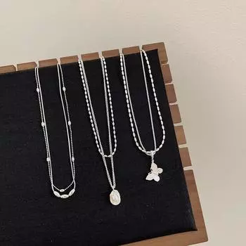 Simple Butterfly Pearl Pendant Double-Layer Stacked Necklace Women S Retro Light Luxury Personalized Fashion Versatile Neck Chain Collarbone Chain