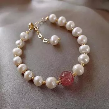 Simple Ladies Strawberry Crystal Bracelet Natural Pearl Hot Stamping