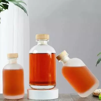 Simple round shaped lead-free glass whiskey decanter for Liquor Scotch Bourbon