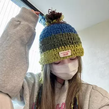 Simple versatile wool hat trendy color lace-up Lei Feng hat showing face small hand hook knitted ear protection hat M56-58cm чёрный