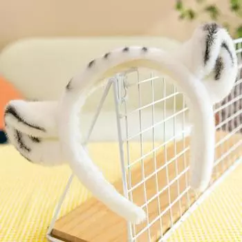 Simulated Tiger Claws Tail Headband Stage Performance Props Zoo Props Tiger Comic Show Modeling Doll Delivery Headband inner diameter 15cm 0.07kg