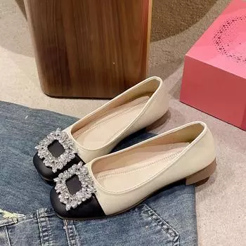 Single shoe soft sole one pedal Doudou shoes 2024 spring and autumn new fashion with skirt light mouth square head low heel ladyshoes 35
