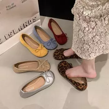 Single shoes women s 2025 spring new shallow mouth fashion versatile flat shoes bow soft sole Korean version large size small leather shoes 36
