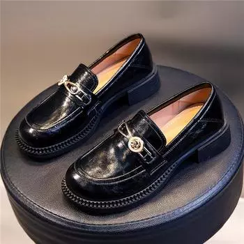 Single shoes women s spring 2025 new thick-heeled sports one-pedal casual shoes children s shallow leather women s shoes are trendy and versatile 35