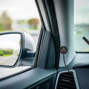 Система обнаружения слепых зон автомобиля Система предупреждения о смене полосы движения Предупреждающий световой сигнал для вождения в слепых зонах для автомобилей Безопасность вождения чёрный