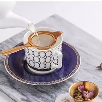 Ситечко для чая с нижней поддержкой Мини-кухонный инструмент Ретро с двойной ручкой Утечка чая серебряный