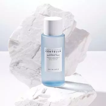 Skin1004 Madagascar Centella Hyalu Cica Brightening Toner 210 мл, Увлажнение, Корейская косметика, Kbeauty, образец