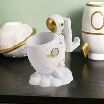Скульптура астронавта из смолы, держатель для ручек, органайзер для карандашей, держатель для косметических кисточек, декоративная коробка для ручек, горшок для кистей для макияжа Style 1 белый