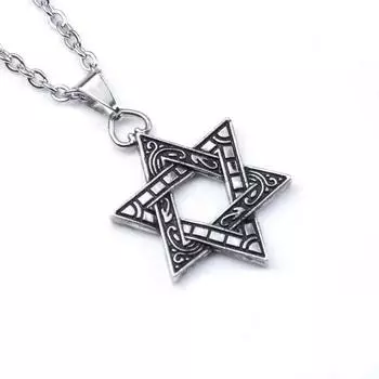 Skull Necklace Men, Pendant Pendant, Sweater Chain Trinkets, Titanium Steel Heart