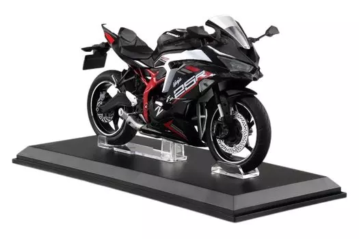 Skynet Completed Bike Kawasaki Ninja Metallic Spark Black x Pearl Flat Stardust White 1/12 ZX-25R