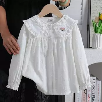 Сладкая белая рубашка для девочек, длинный рукав, текстурированные точки, кружевной воротник, нашивка с мишкой, хлопок, детская одежда 2025 новый стиль 90