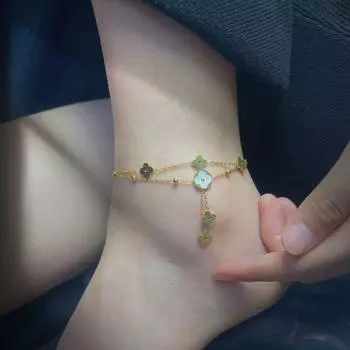 Сладкая титановая стальная цепочка на ногу с счастливой травой, ювелирное изделие, двухслойная цепочка на ноги с кисточками и цветком золотой