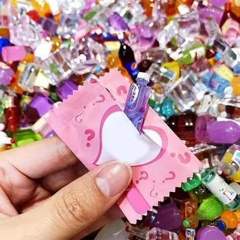 Слепой мешок Миниатюрная игрушка-еда Мини-модель Игрушка-симуляция Супермаркет Напиток Напиток Бутылка вина Ювелирные изделия Маленькие украшения A