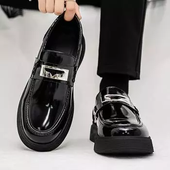 Slip-On casual loafers Men Shiny Leather Shoes Fashion Wedding Party Shoes Fashion Men Designer Business Flats Shoes 2025 New 39