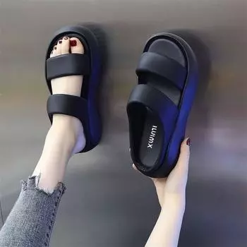 Slippers go out 2024 wear new fashion summer versatile thick bottom one word non-slip soft bottom light leisure beach 35 белый