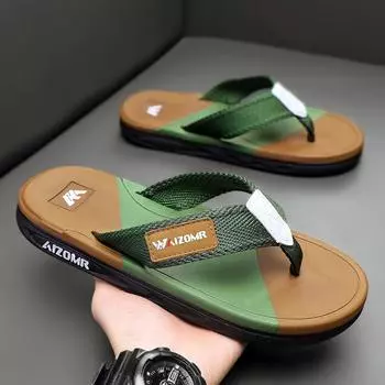 Slippers men s summer new non-slip lightweight soft bottom casual versatile seaside wading men wear beach flip-flops 39 светло-коричневого