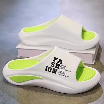 Slippers men wear summer new soft bottom Internet celebrity thick bottom beach one-word drag non-slip deodorant cool slippers men 39