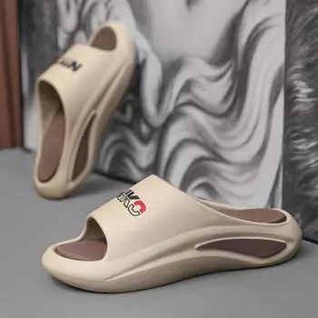 Slippers popular 2024 spring new trend versatile casual men s outdoor thick bottom stepping on shit feeling one-word drag shoes 39