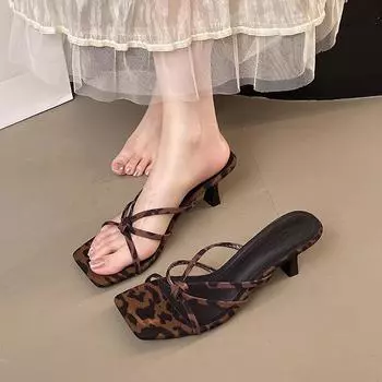 Slippers women s new French high-heeled cool slippers in the summer of 2025 wear one-character sandals square toe slippers 35