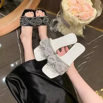 Slippers women wear summer new fashion rhinestone bow thick heel one-word drag fairy style low heel sandals large size 35 чёрный