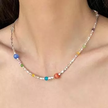Сломанное серебряное сращивание цветных бусин ожерелье Женский нишевый дизайн Ощущение свежести и элегантности Темперамент Универсальная цепочка на шею Цепочка на ключицу
