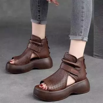 Летние модные босоножки на покатом каблуке 35 темно-коричневого