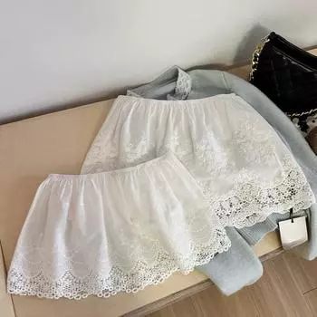 «Сложенная занавеска для пукания», нескользящая юбка средней длины с низом, женская весенняя новинка из кружева, маленькая занавеска для пукания с эластичной талией short белый