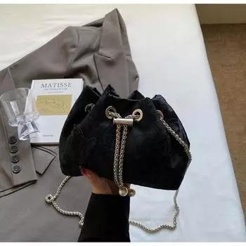 Small bags are popular today, women s new cloth bags, bucket bags, versatile chain messenger bags.