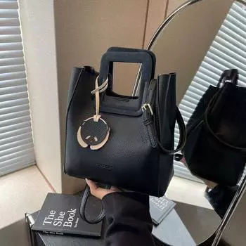 Маленькая модная женская сумка, новая сумка, большая вместимость, повседневная универсальная, мягкая кожаная вертикальная сумка через плечо