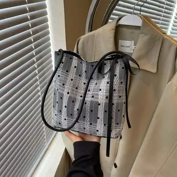 Маленькая свежая и простая сумка через плечо, женская сумка через плечо, новинка 2024 года, повседневная модная сумка бежевый