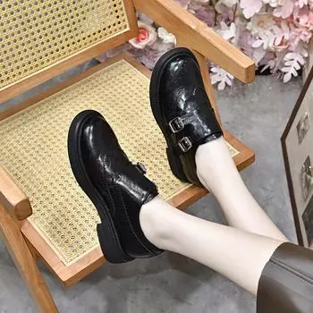 Small leather shoes women s autumn and winter retro Brock carved double-breasted belt buckle single shoes one pedal 34