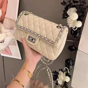 Small-scented Light Luxury Diamond Chain Bag for Women This Year s Popular Temperament Niche One-shoulder Crossbody Bag