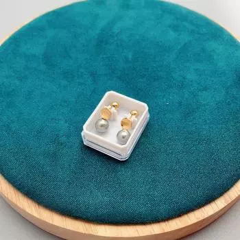 Small Screw Tightening Buckle Stud Earrings 316L Super Color Protection Ear Bone Stud Sleep No Need to Take off Earrings Shell Pearl and Pearl Pair of disc gray beads