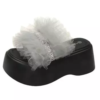 Small thick-bottomed beach slippers girl 2025 summer new fairy wind mesh yarn rhinestone muffin one-word cool slippers 34