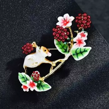 Смешные белки собирают виноград Броши Мода Маленькая мышка Броши Ювелирные изделия Подарки Brooches