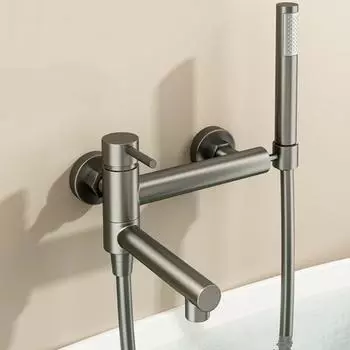 Смеситель для душа для ванной комнаты с поворотным изливом и ручкой для душа, латунный настенный смеситель для горячей и холодной воды, кран для ванны серебряный