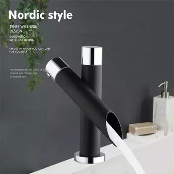 Смеситель для раковины в ванной, настенный смеситель для ванной комнаты с холодной и горячей водой, смеситель для раковины с одним отверстием и одной ручкой, смеситель для горячей и холодной воды чёрный