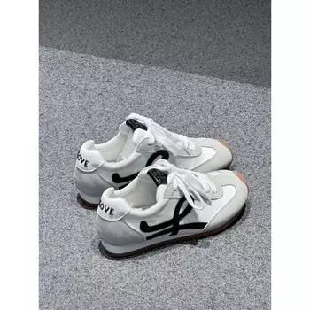 Sneakers women s spring new versatile flat-soled women s shoes are now popular casual shoes 35