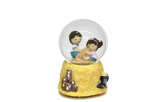 Снежный шар, дорогой