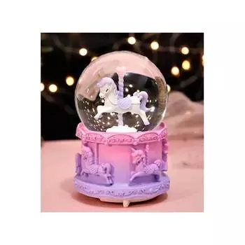 Снежный шар маленького единорога