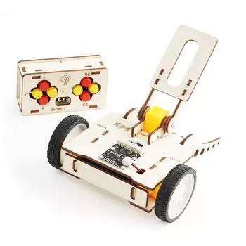 Собранный дистанционно управляемый деревянный автомобиль с дизайном пасти крокодила, игровой набор