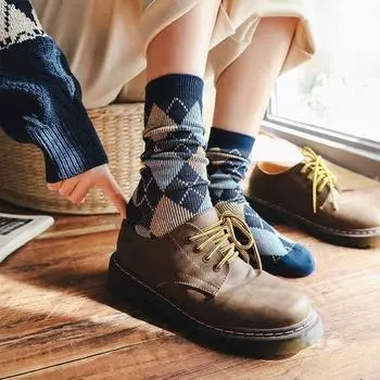 Socks Women S Mid-Tube Cotton Socks Spring Mori Retro Japanese College Style Men S Socks Winter Stockings Tide One Size красный