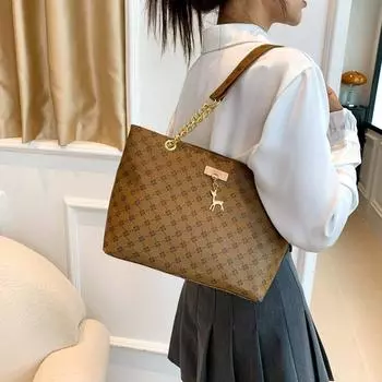 Soft leather bag for women large capacity tote bag shoulder bag with hanging accessories new texture