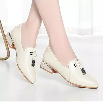 Soft Leather Mother Shoes Autumn Style Middle-Aged And Elderly Women s Shoes Comfortable Soft Sole Shoes Without Tiring Feet 35