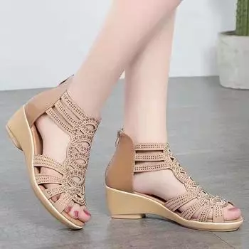 Soft leather Roman sandals women s summer 225 years old new soft-soled mother shoes fashionable outer wear women s sandals wedge heel 35 верблюд