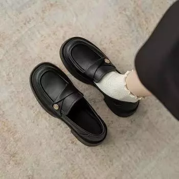 Soft leather soft-soled loafers women s 2024 spring and autumn new small gold coin single shoes British thick-soled one-pedal small leather shoes 35