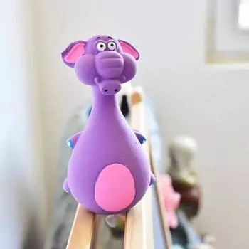 Мягкие резиновые жевательные игрушки, четыре стиля, пищащие интерактивные игры с метанием, милые и веселые, подходят для маленьких и средних собак