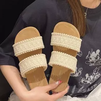 Soft-soled fashion sandals summer new women s summer wear flat-bottomed one-word beach sandals 35