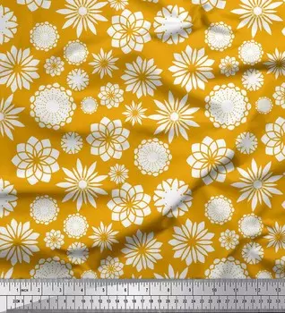 Soimoi Gold Японский креп-сатин Ткань Белая ткань с принтом мандалы 1 метр 42 дюйма 42 Inch Wide - Poly Crepe золотой