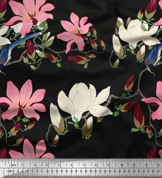 Soimoi Japan Crepe Satin Ткань с листьями и цветочным художественным декором Ткань с принтом метр 42 дюйма 42 Inch Wide - Poly Crepe серый